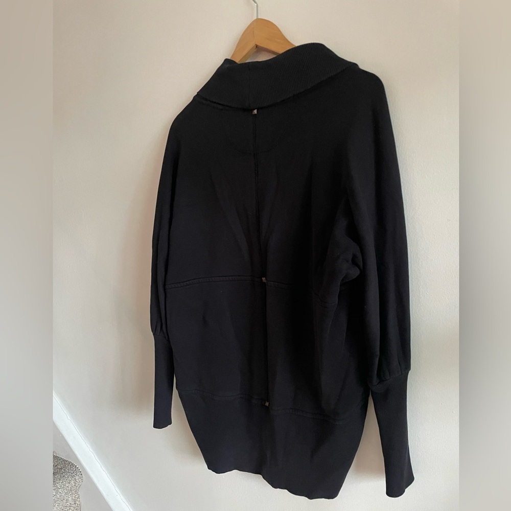 Aritzia Wilfred Free Diderot Cocoon Oversized Cardigan Dark Academia GrungeGoth - Picture 5 of 8